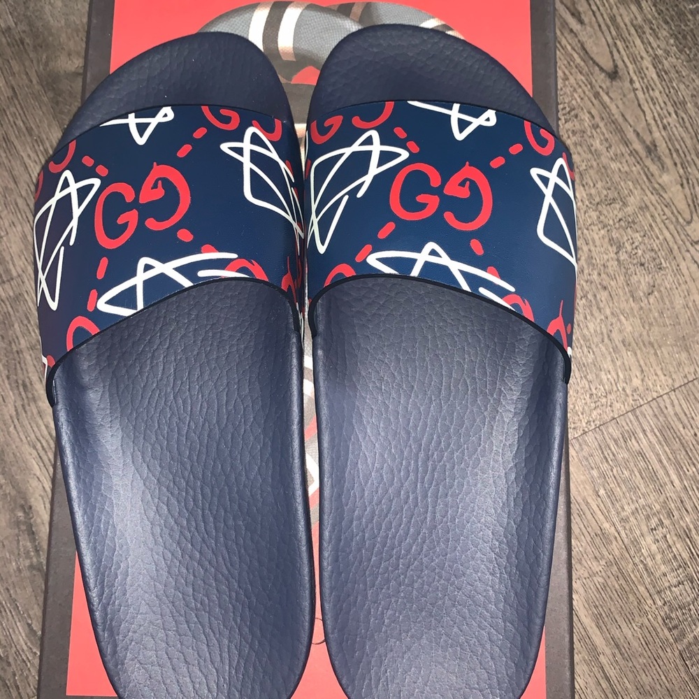 Gucci ghost women slides